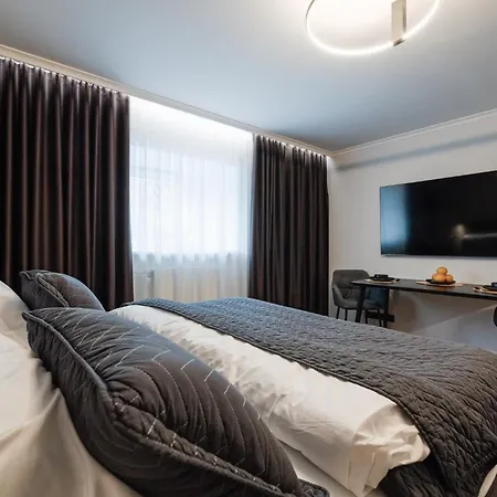 Elegant 28m2 Flat Next To Old Town アパート